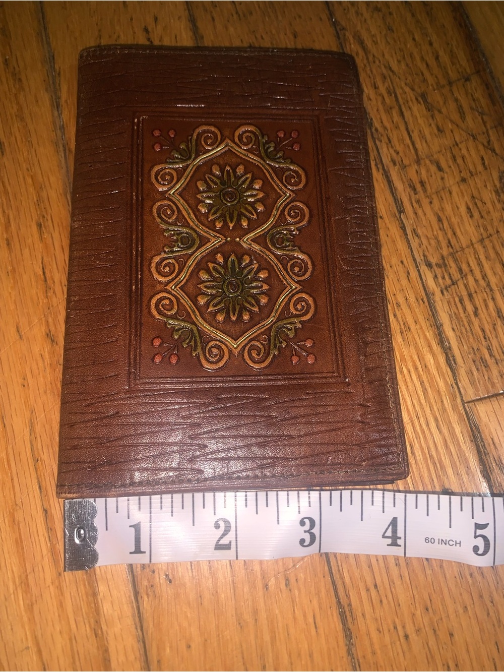Leather passport holder - Picture 4 of 15